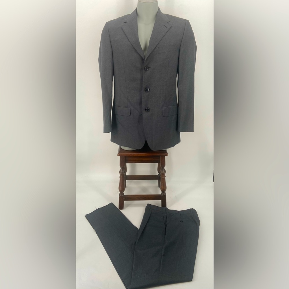 Men's Z ZEGNA Untailored 2-Piece Suit Size 48R- New in Gray
